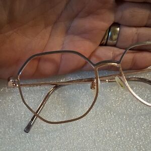 Dkny Gold Aviator Glasses with Double Bridge